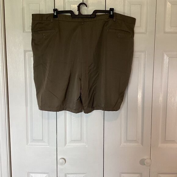 Roundtree & Yorke - Big & Tall Men’s Performance Olive Pleated Short - Sz 50B - Picture 3 of 6